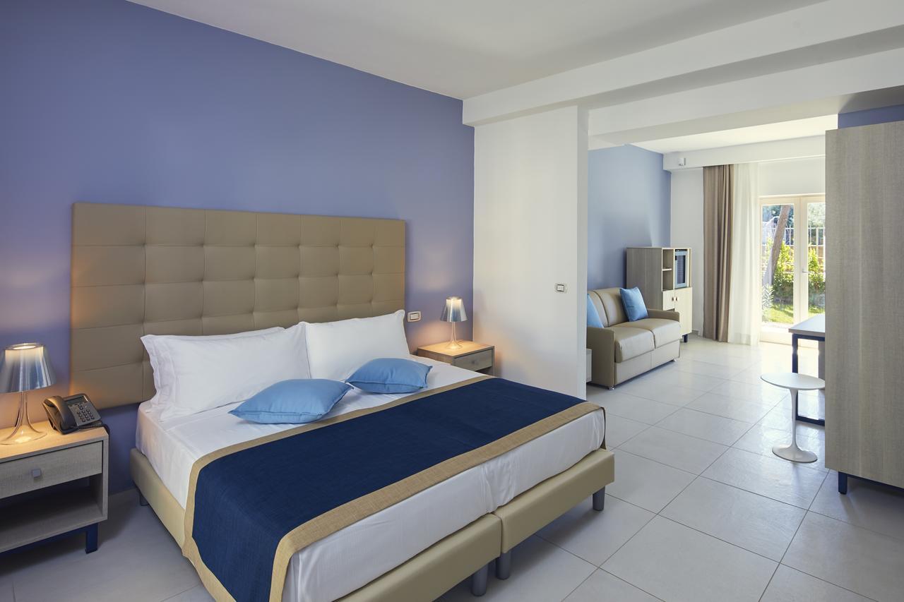 Tui Blue Tropea Hotel Santa Domenica  Buitenkant foto